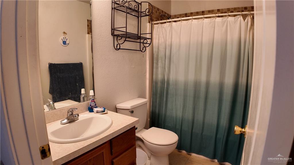 Photo 15 of 3908 Redbird Avenue