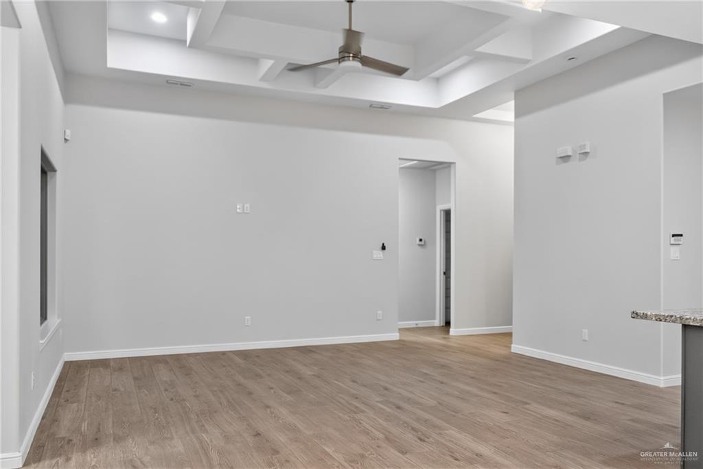 Photo 7 of 1425 Franklin Avenue