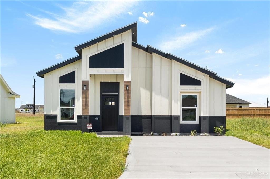 Photo 1 of 2300 Tuscany Road, Weslaco