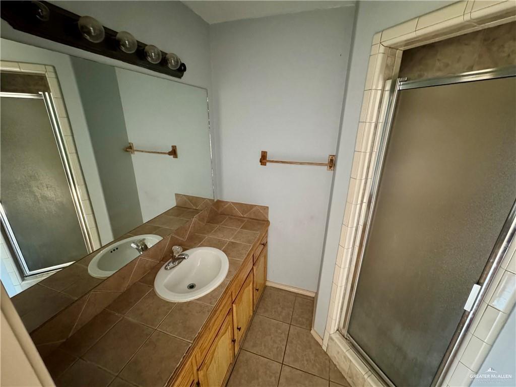 Photo 14 of 2100 Aruba Drive #1