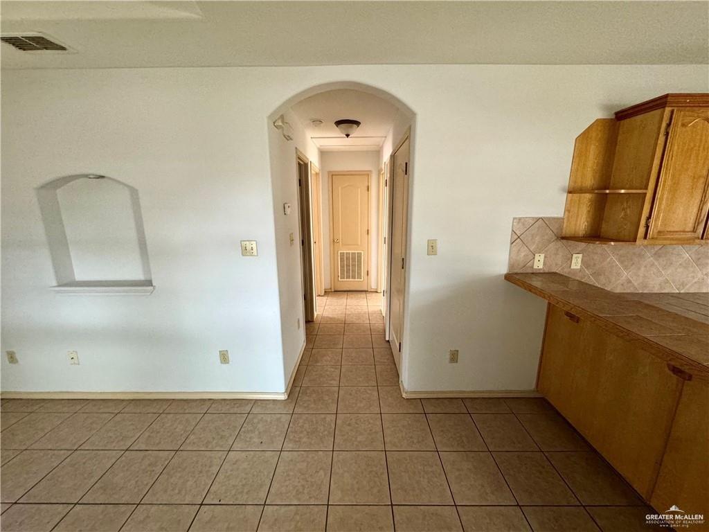 Photo 6 of 2100 Aruba Drive #1