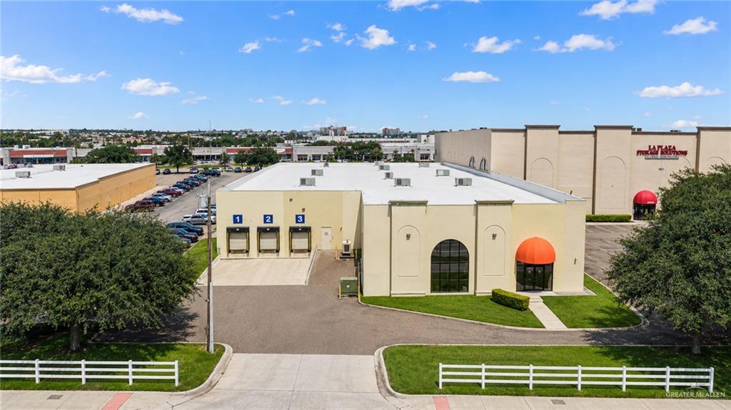 Photo 1 of 1821 Bicentennial Boulevard, McAllen