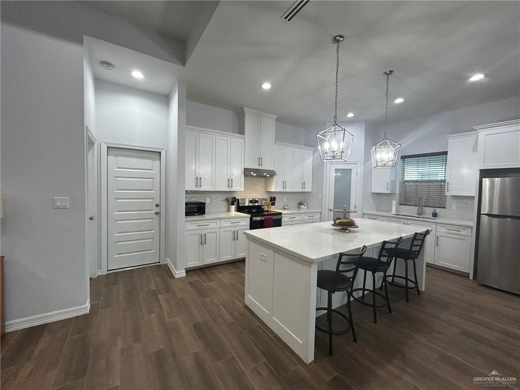 Photo 6 of 215 Paxton Drive
