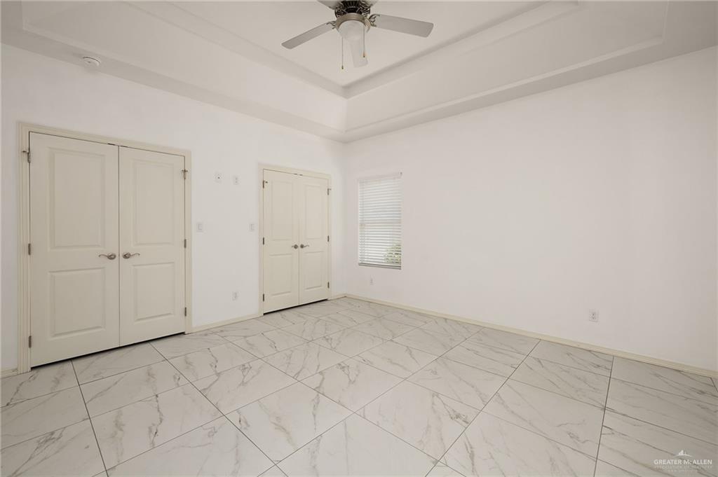 Photo 11 of 409 Downing Avenue
