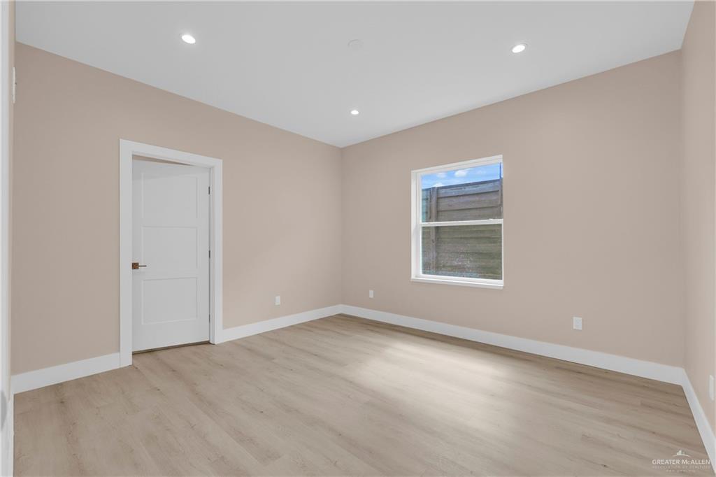 Photo 18 of 4817 Sweetwater Avenue
