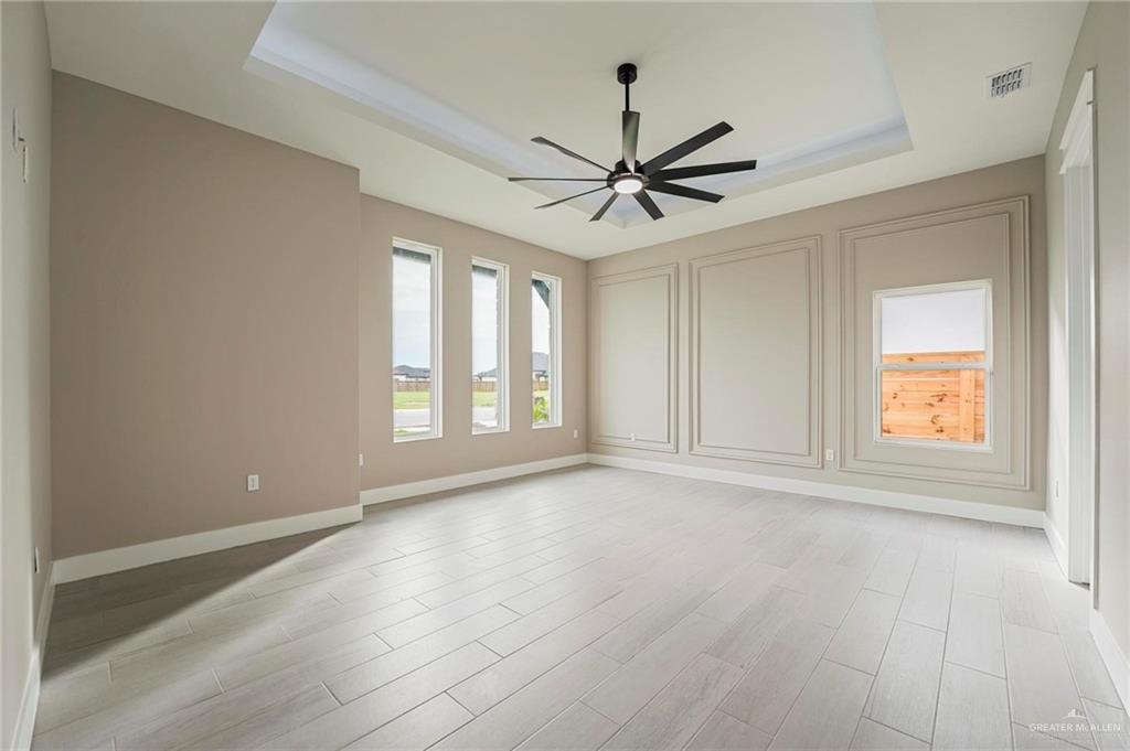 Photo 10 of 3801 Noronha Drive