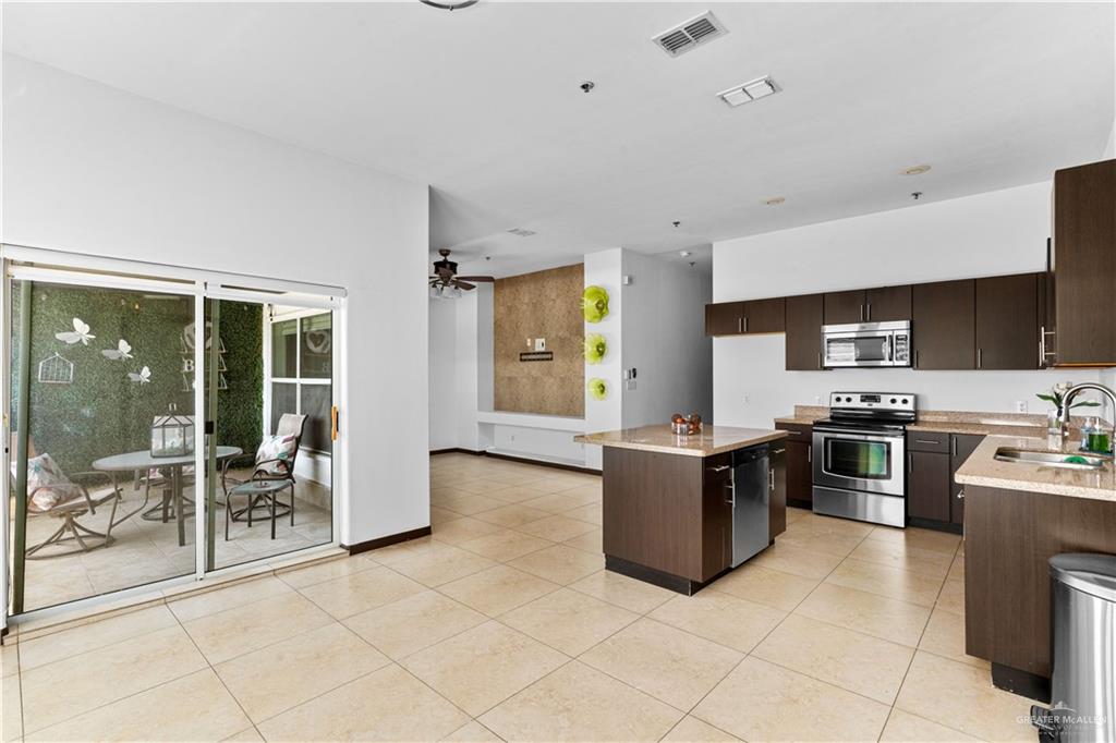 Photo 5 of 4217 Colbath Avenue #120B