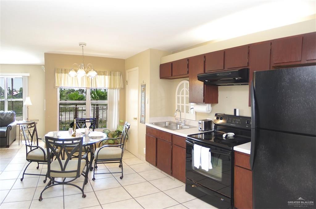 Photo 10 of 120 Padre Boulevard #205