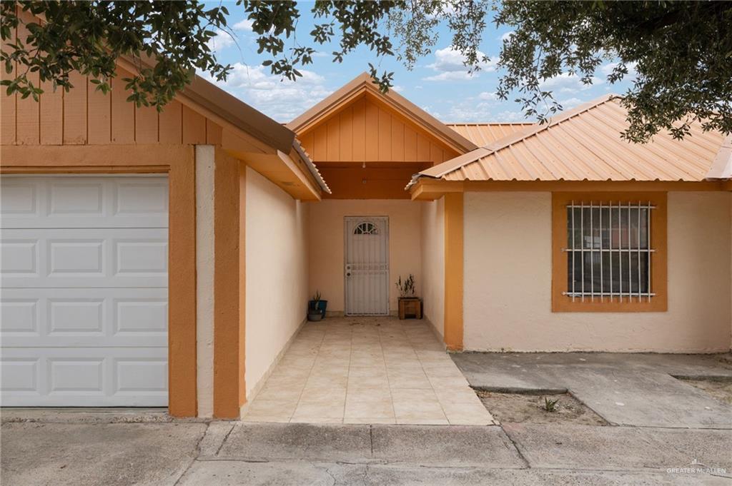 Photo 3 of 328 Albacore Street