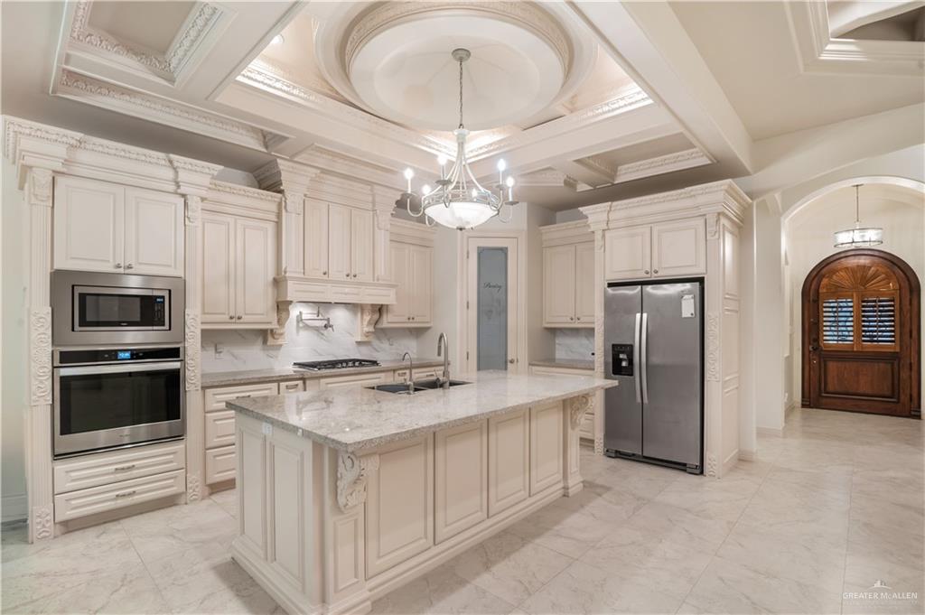 Photo 9 of 2820 Cuarzo Street
