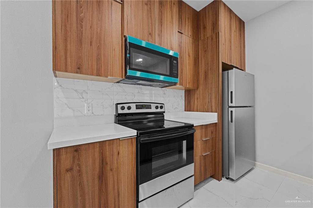 Photo 6 of 719 Coves Lane #2