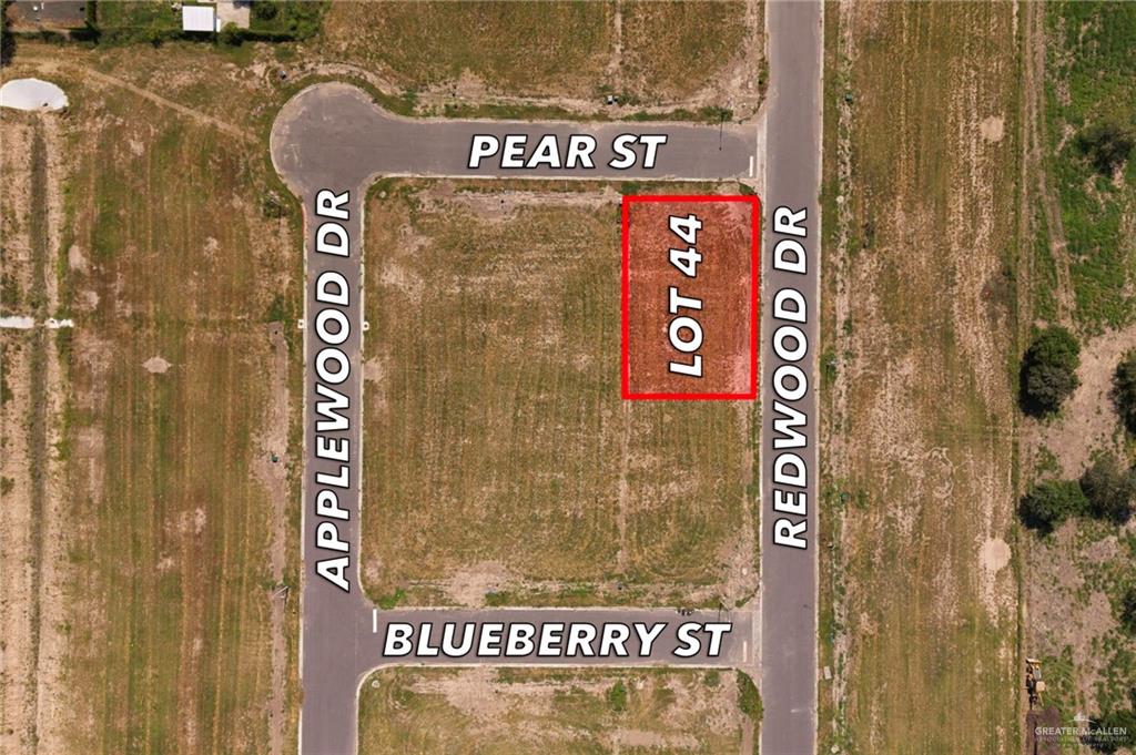 Photo 2 of 44 Pear Street