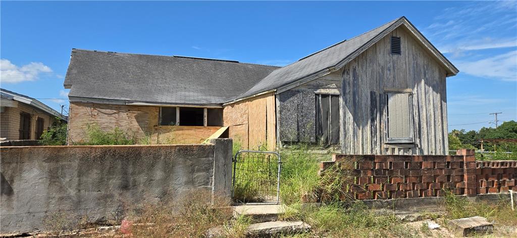 Photo 3 of 408 3rd Street