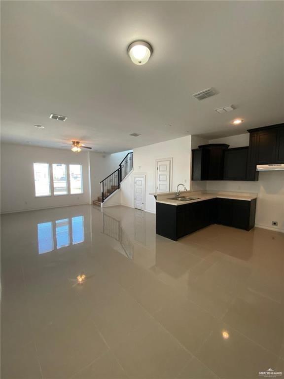 Photo 17 of 1203 White Oak Drive