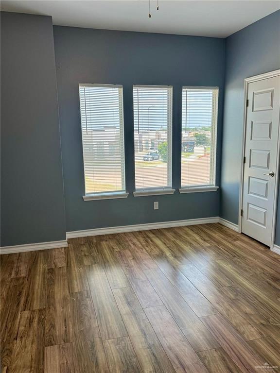 Photo 9 of 1203 White Oak Drive