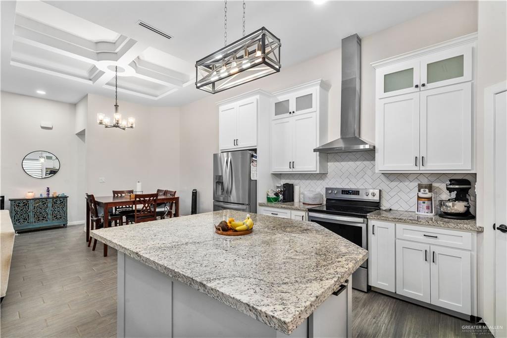Photo 15 of 1513 Zenith Drive