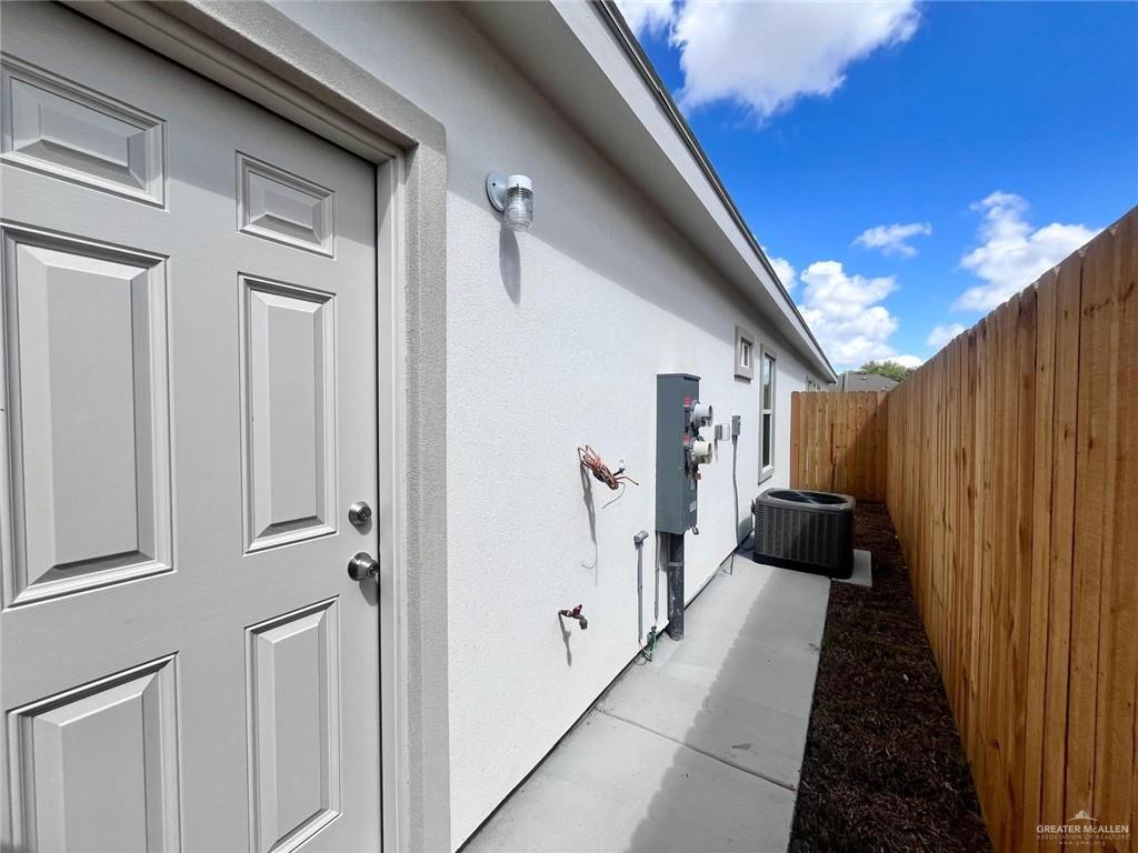Photo 3 of 1205 Shavano Drive #1