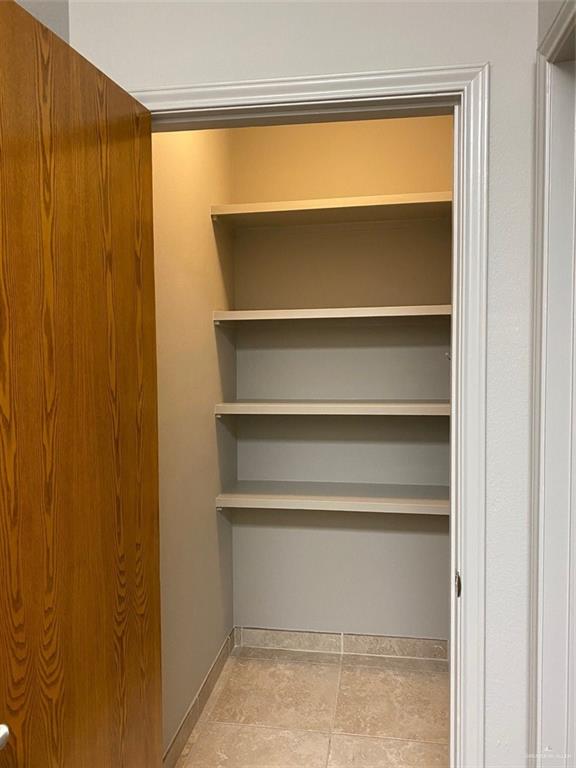 Photo 11 of 713 Esperanza Avenue #B
