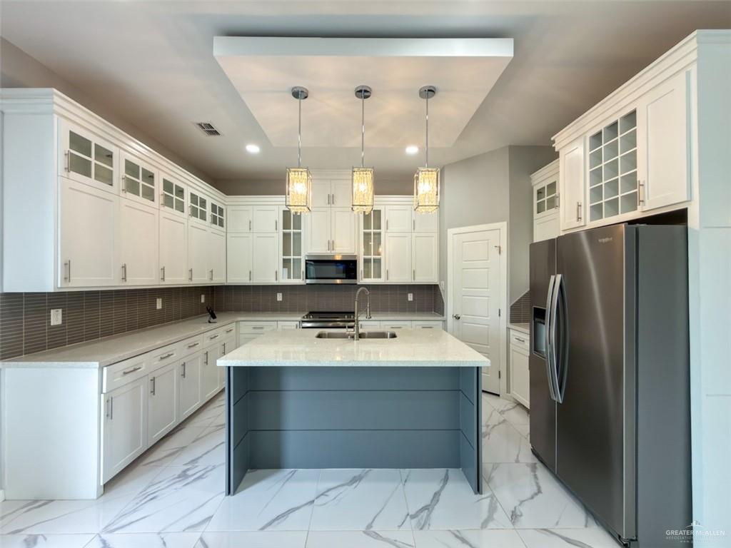 Photo 9 of 1313 Dawes Avenue