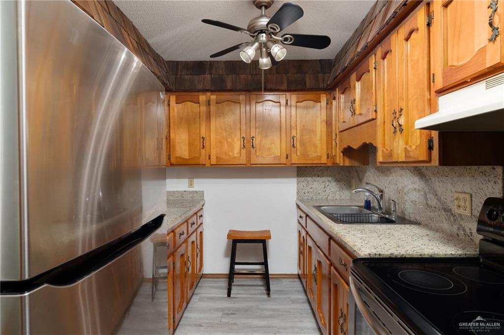 Photo 6 of 801 Erma Avenue