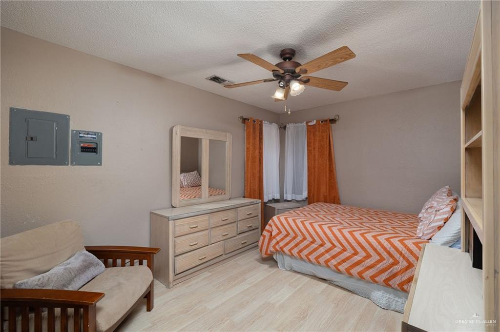 Photo 8 of 801 Erma Avenue