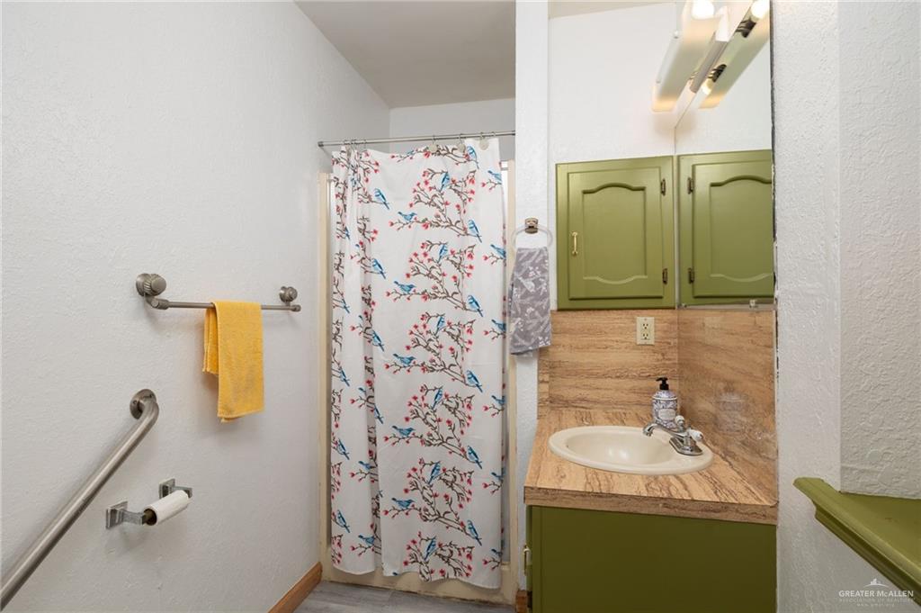 Photo 9 of 801 Erma Avenue