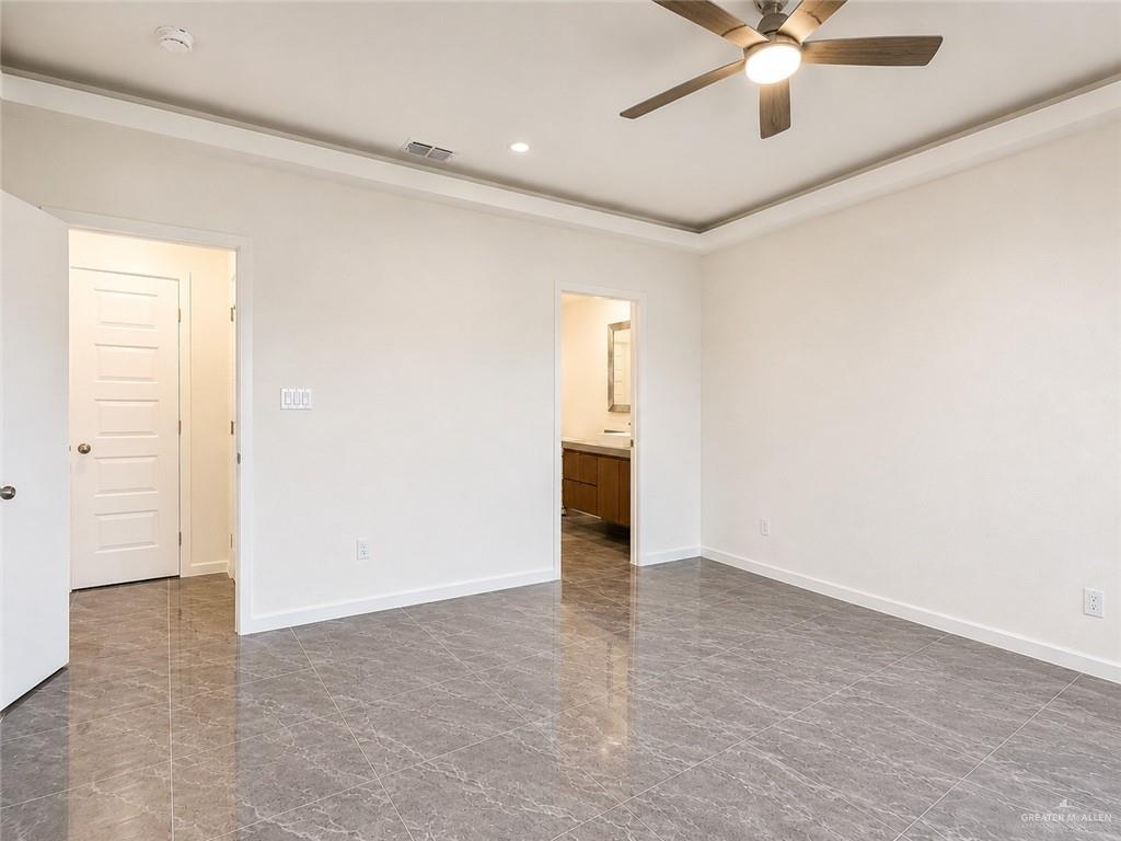 Photo 8 of 313 Valencia Drive