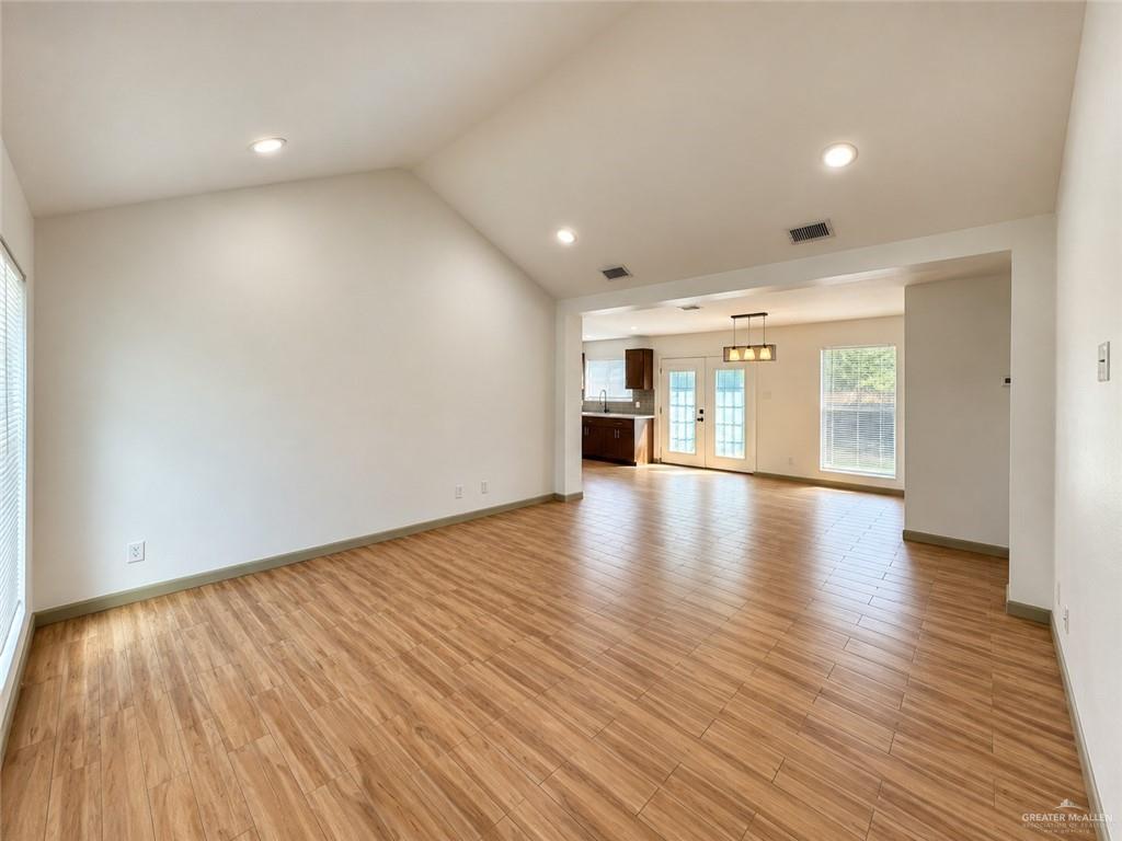 Photo 2 of 3605 Yucca Avenue