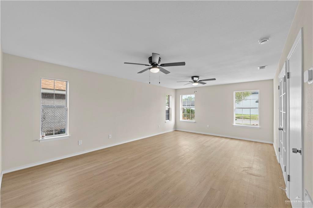 Photo 3 of 716 Bugambilia Avenue