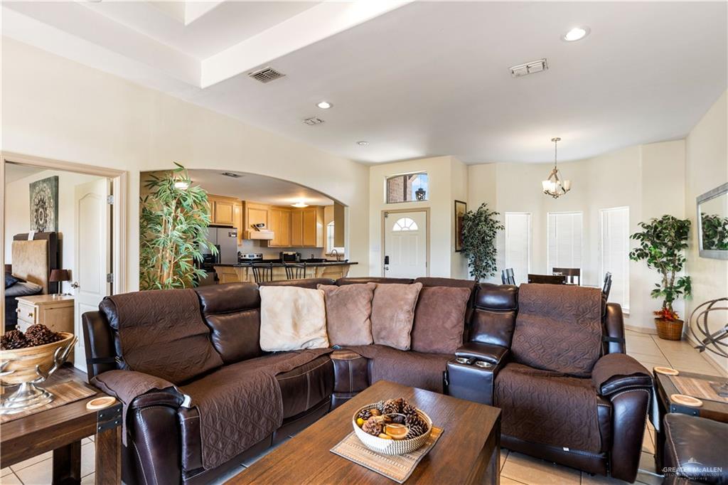Photo 4 of 408 Rhett Drive