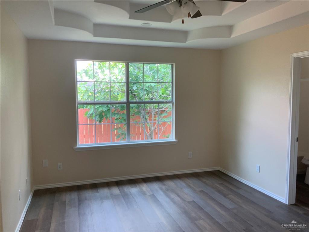 Photo 3 of 1305 Wayne Street