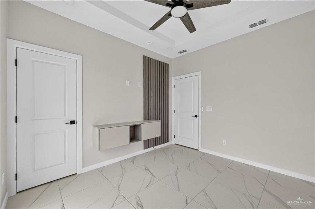 Photo 13 of 3411 K Lane