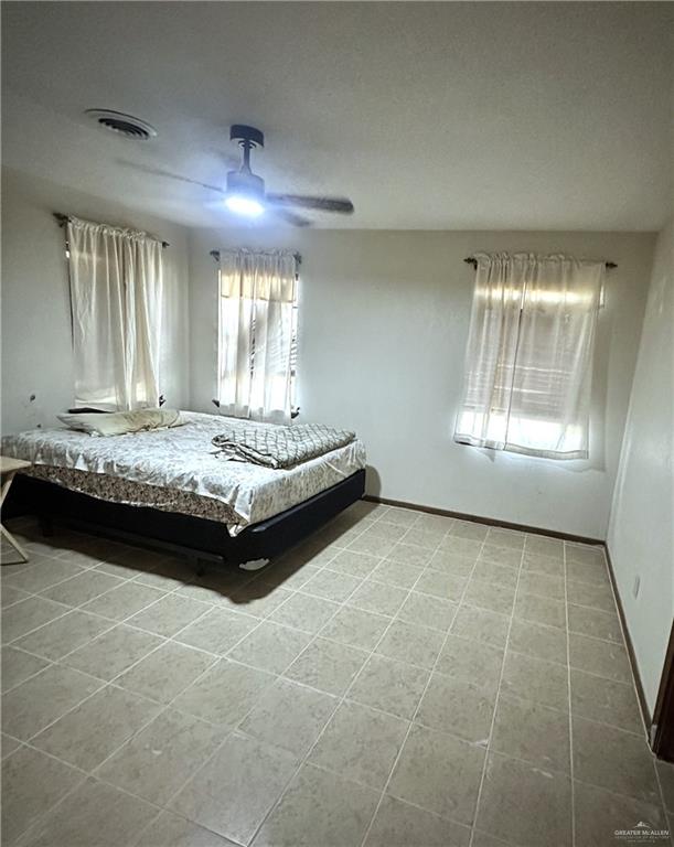 Photo 7 of 2005 Live Oak Drive