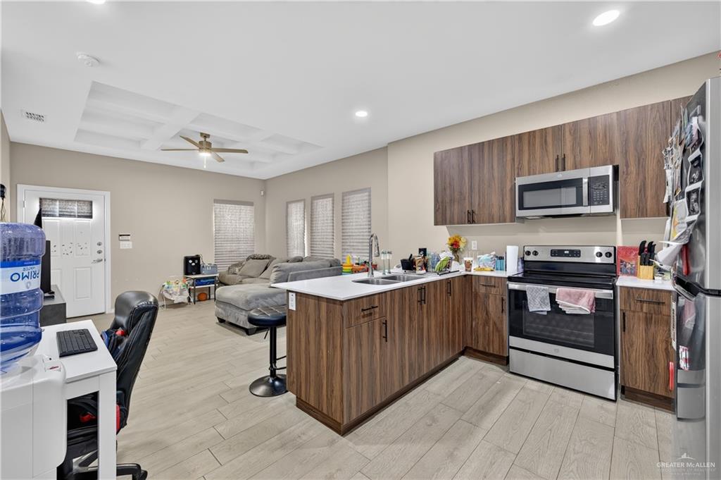 Photo 8 of 3100 Kenwood Street