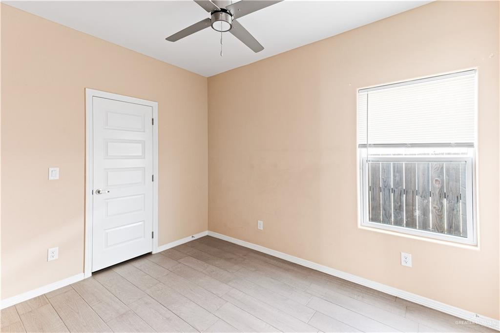 Photo 9 of 2919 Driftwood Street #4