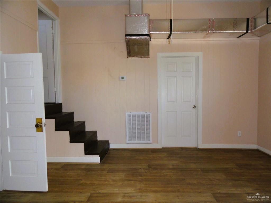 Photo 9 of 1203 Perkins Avenue