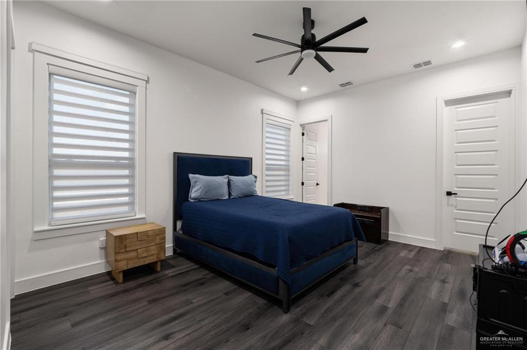 Photo 19 of 4514 Resaca South Street