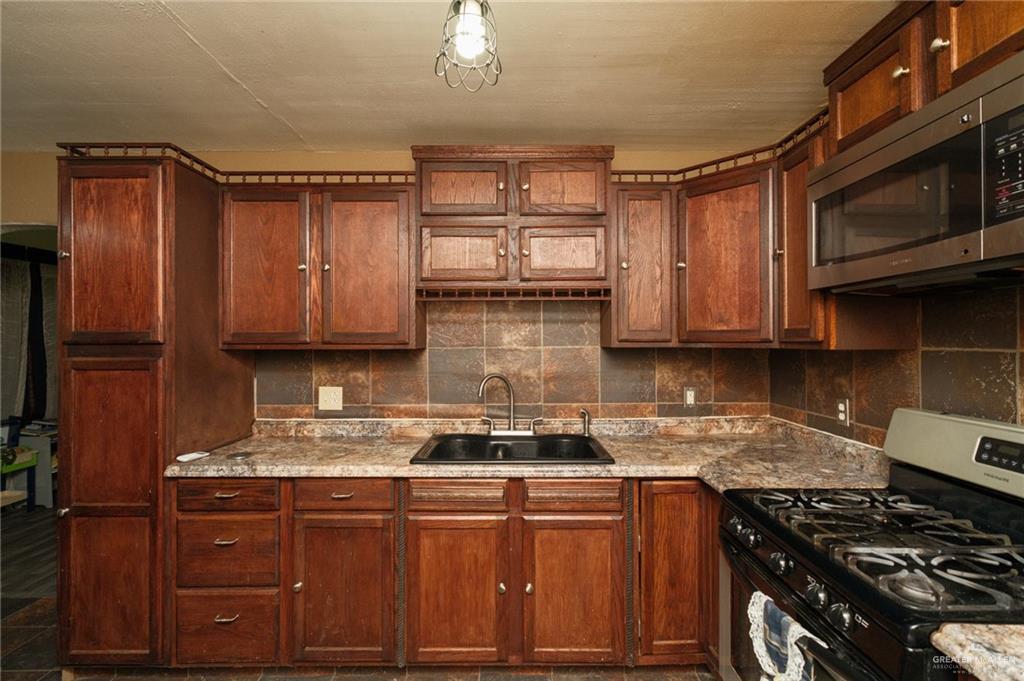 Photo 4 of 206 Beto Garcia Drive