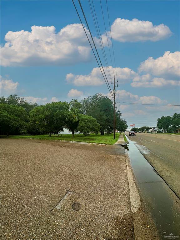 Photo 8 of 408 Griffin Parkway