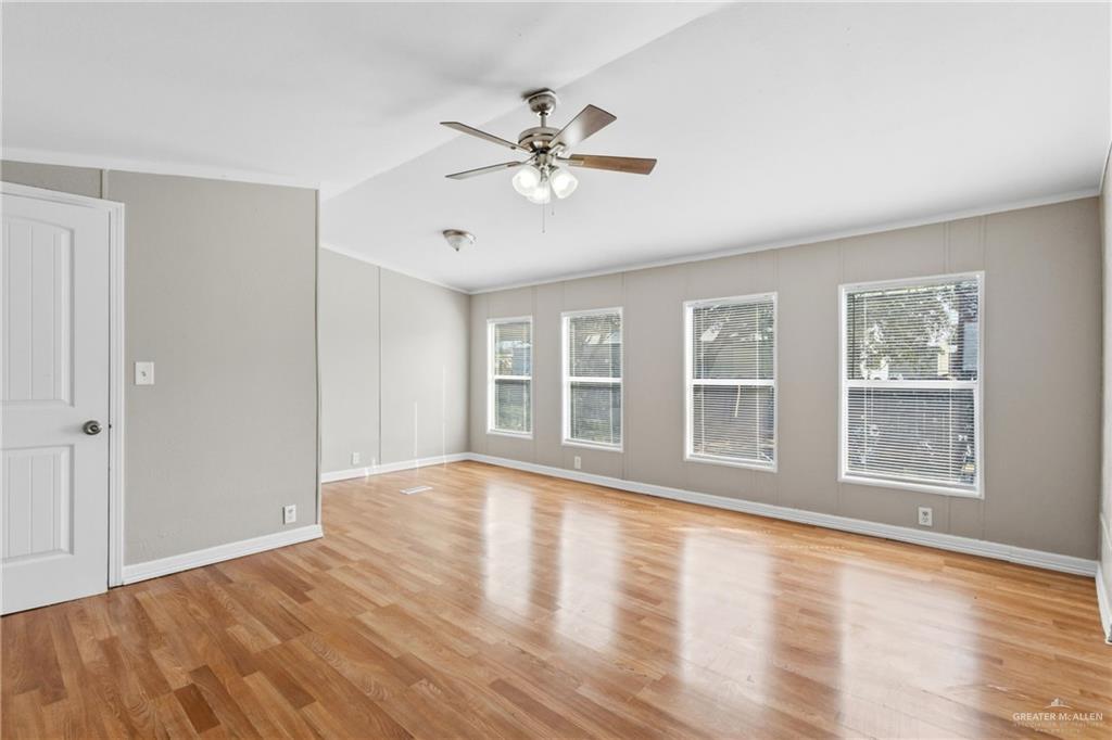 Photo 6 of 2408 Verbena Avenue