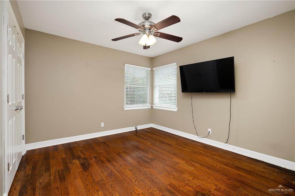 Photo 18 of 1401 Highland Avenue