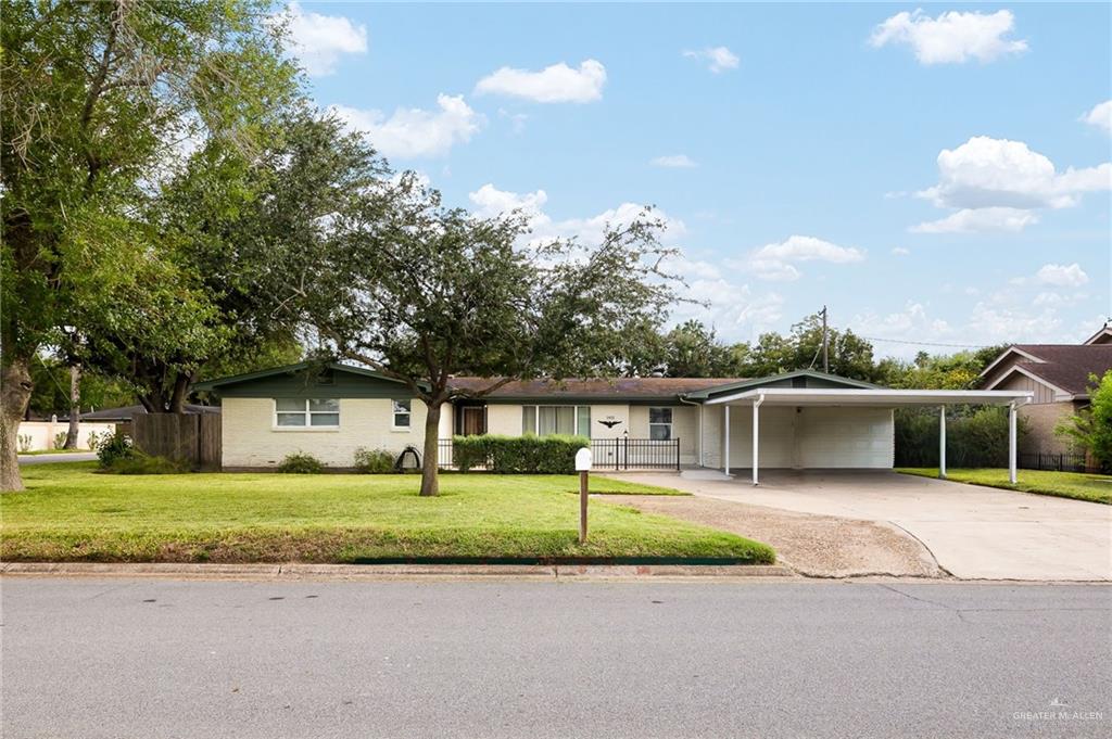 Photo 4 of 1401 Highland Avenue