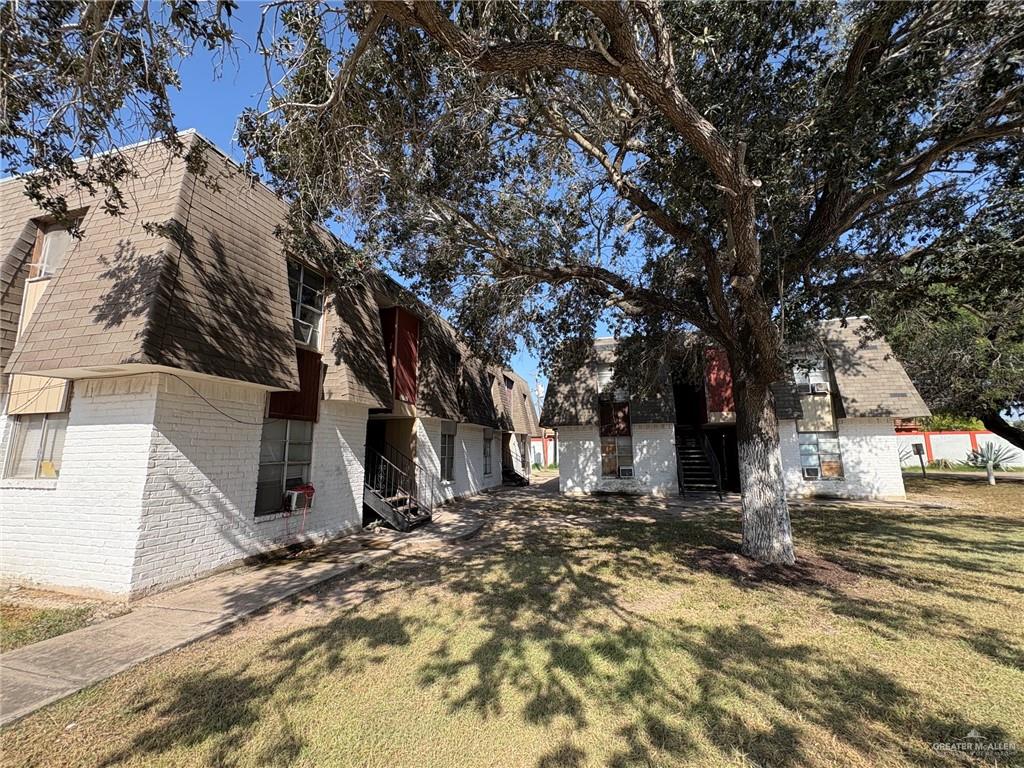 Photo 4 of 2700 28th Street