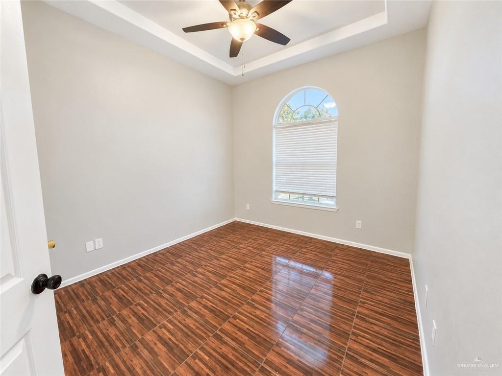 Photo 11 of 119 Trosper Boulevard
