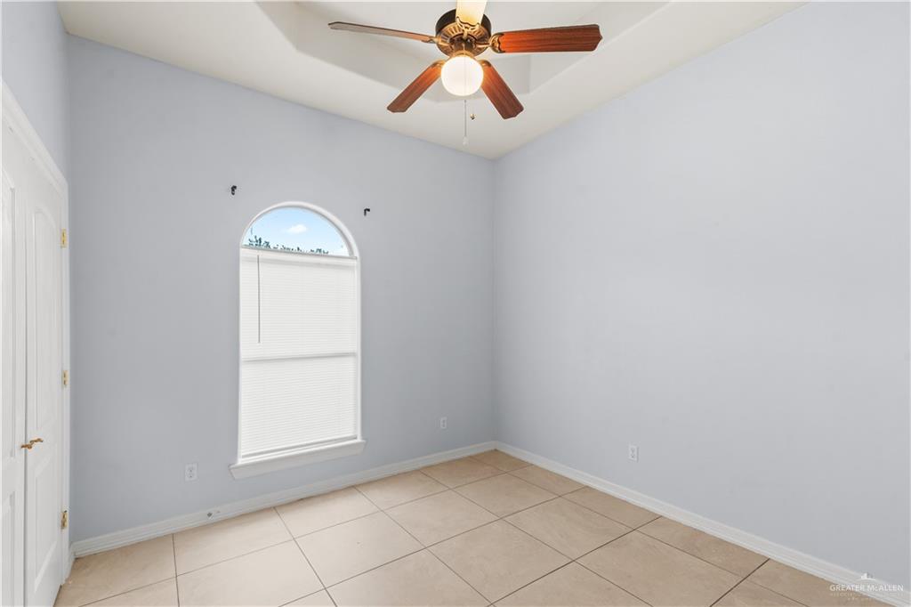 Photo 12 of 703 Edgewood Avenue