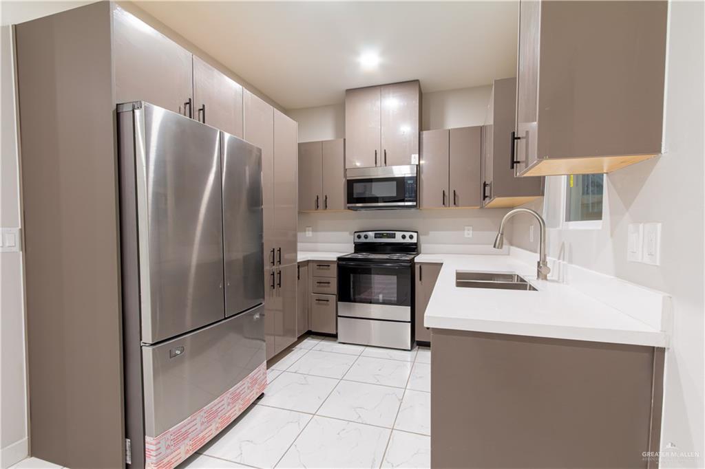 Photo 2 of 3502 Urbahn Avenue