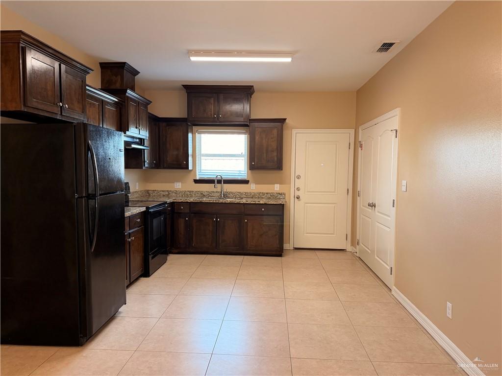 Photo 3 of 2600 Garfield Avenue #1