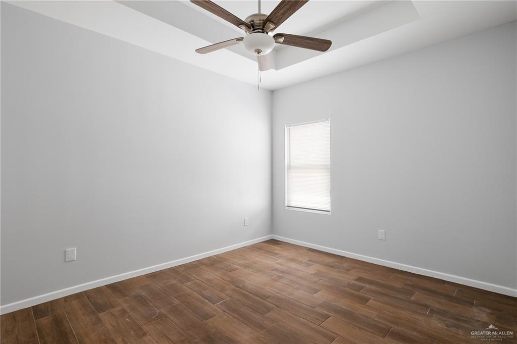 Photo 5 of 3409 Fuerte Avenue #4