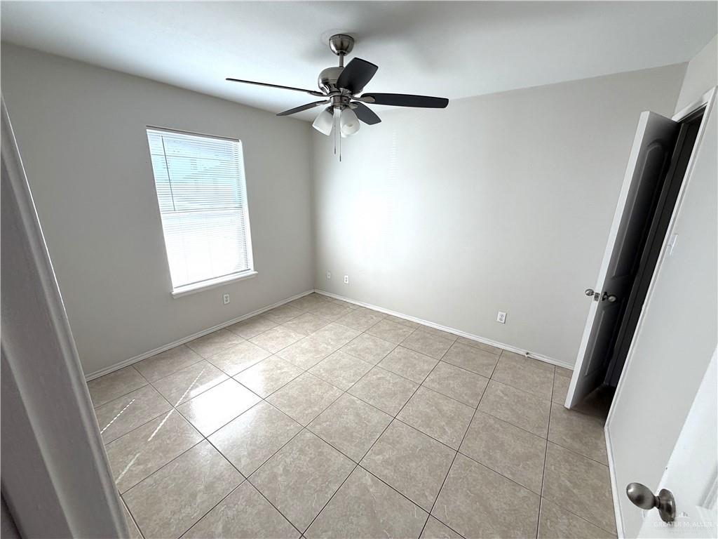 Photo 4 of 401 Rockport Street