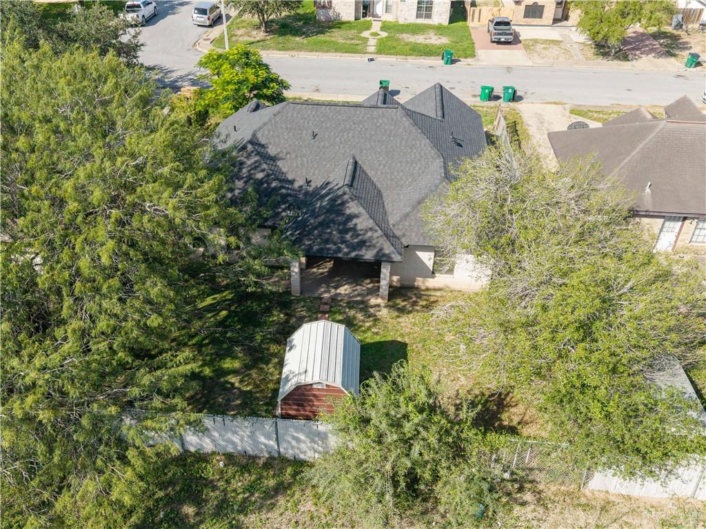 Photo 15 of 1303 Camelia Avenue